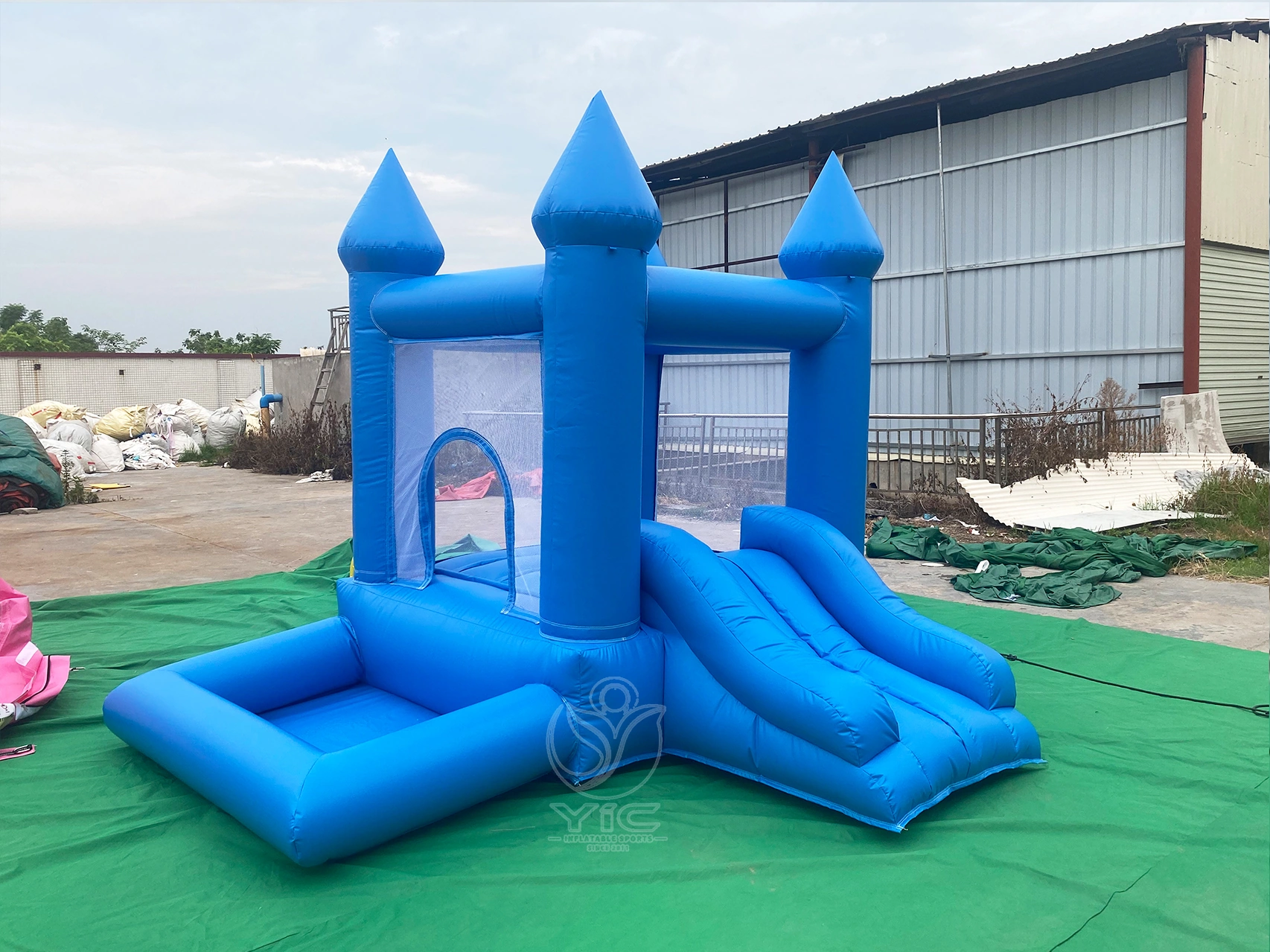 Commercial bounce house combo products from YIC