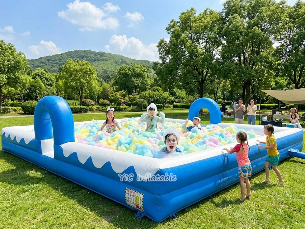 Inflatable pool for foam party