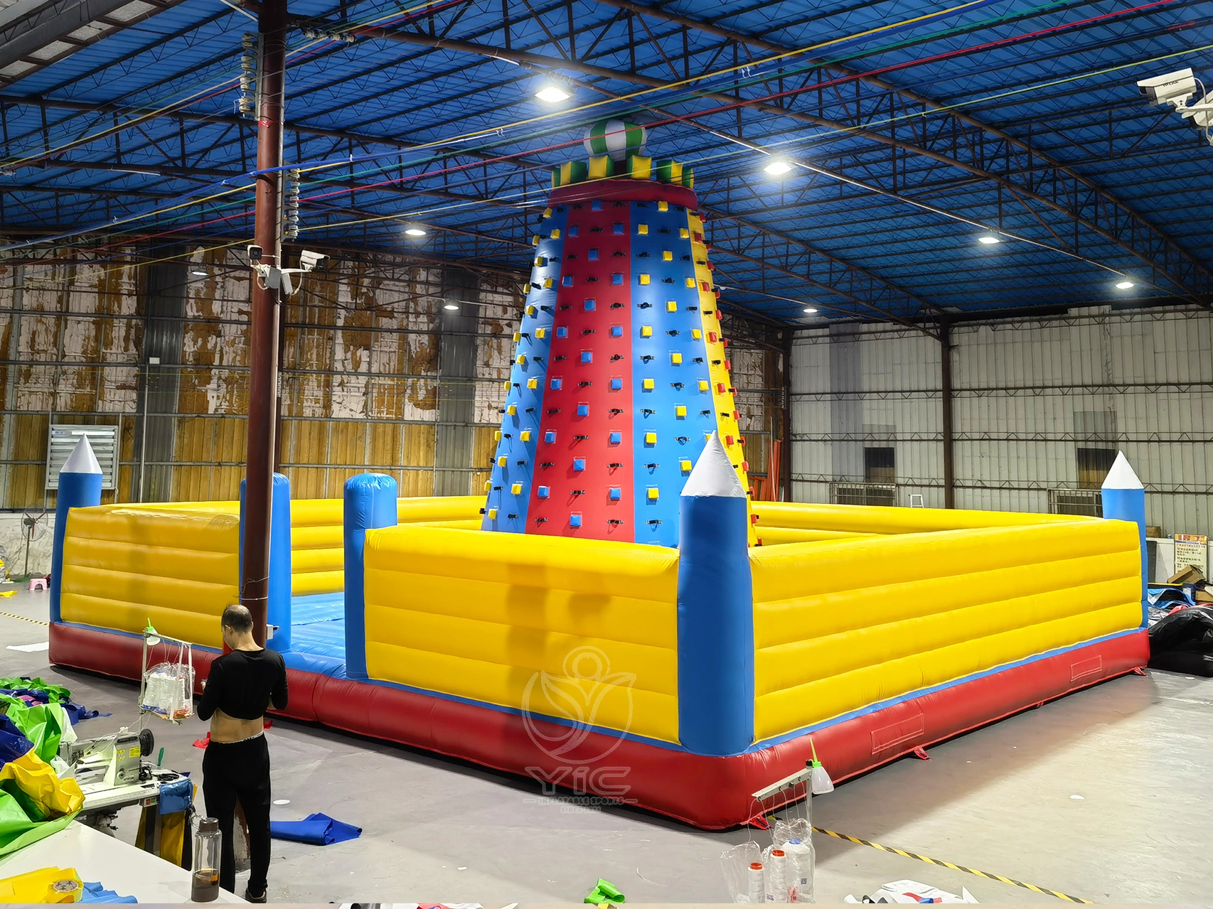 Inflatable climbing mountain product photo 3