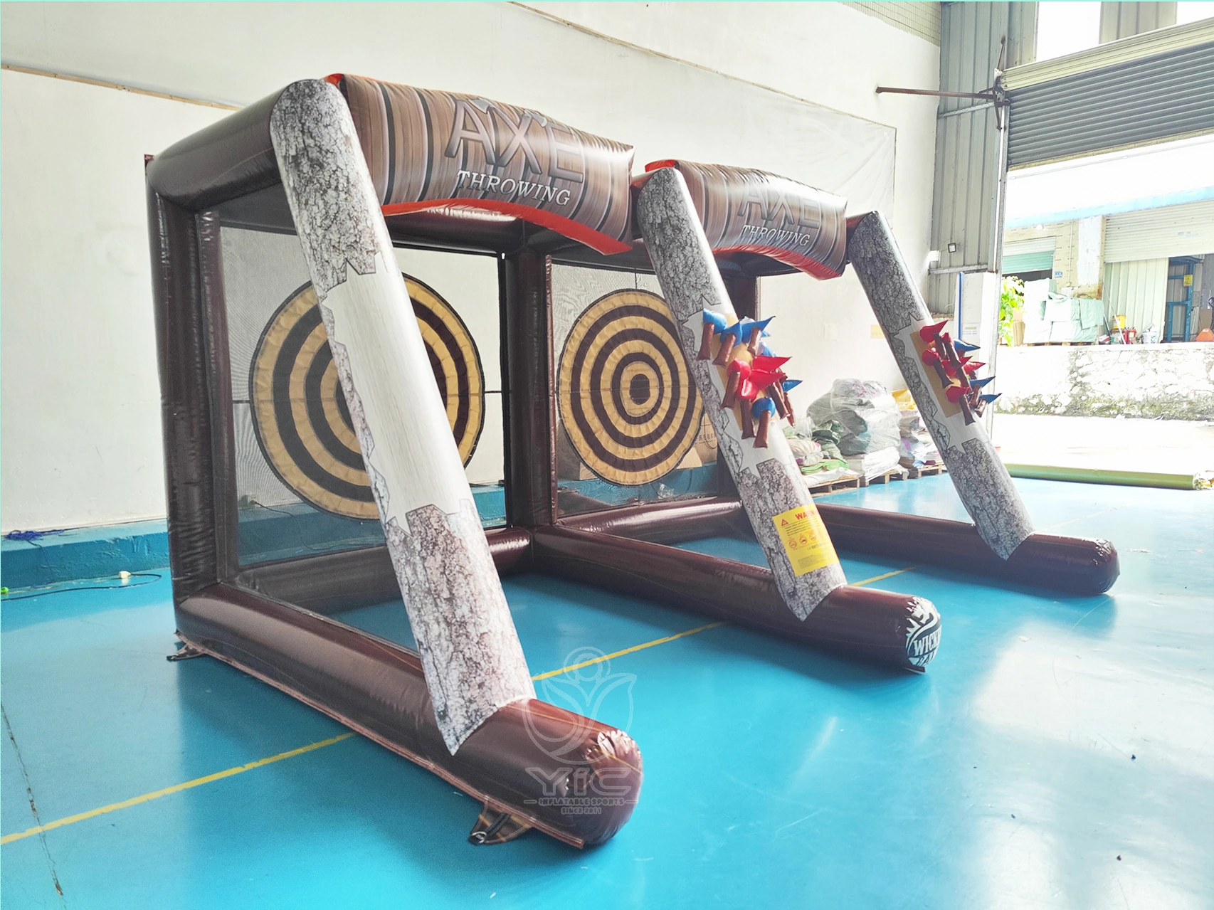 Dual axe throwing inflatable product photo 3