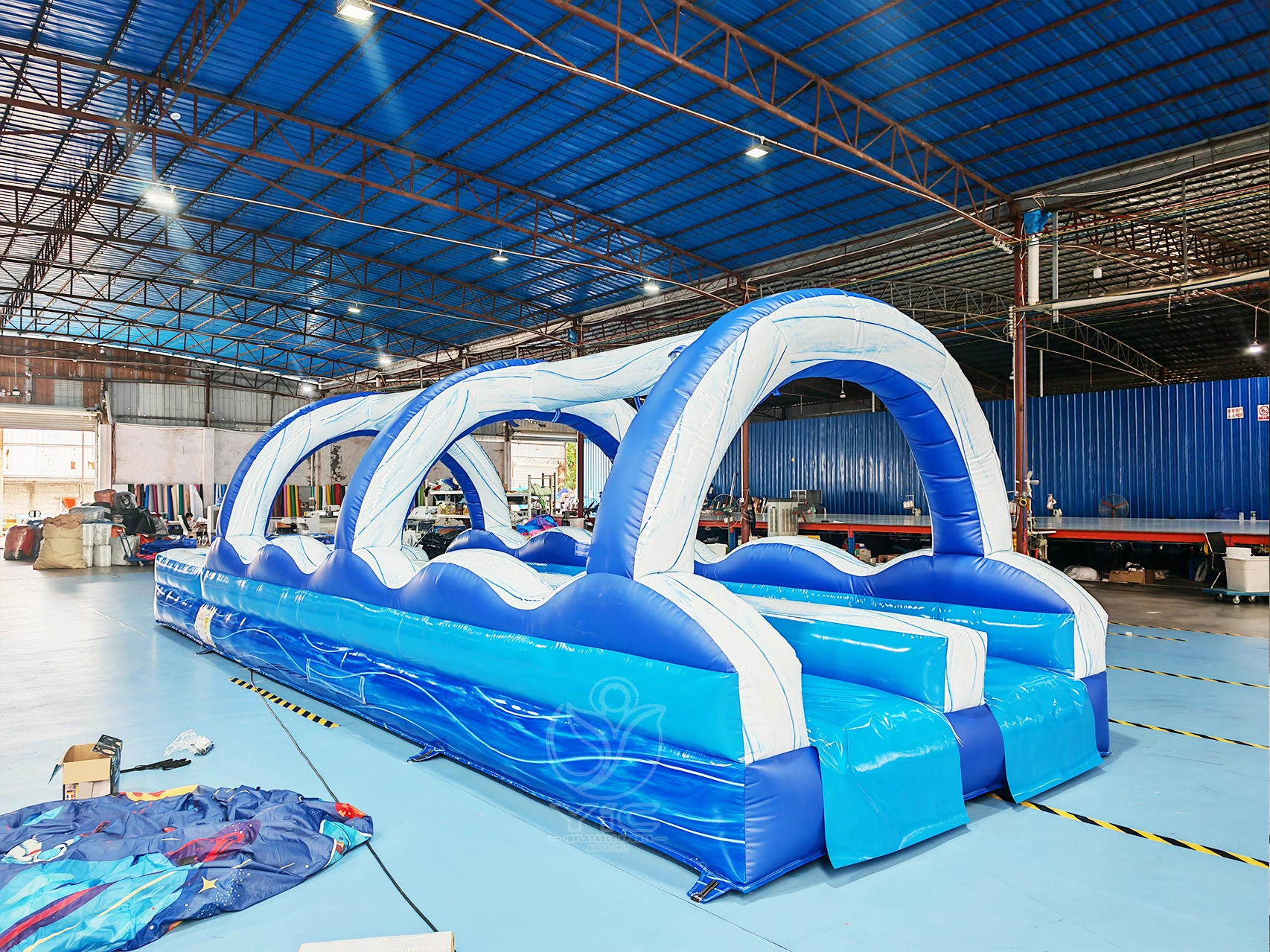 Inflatable slip and slide with pool product photo 2